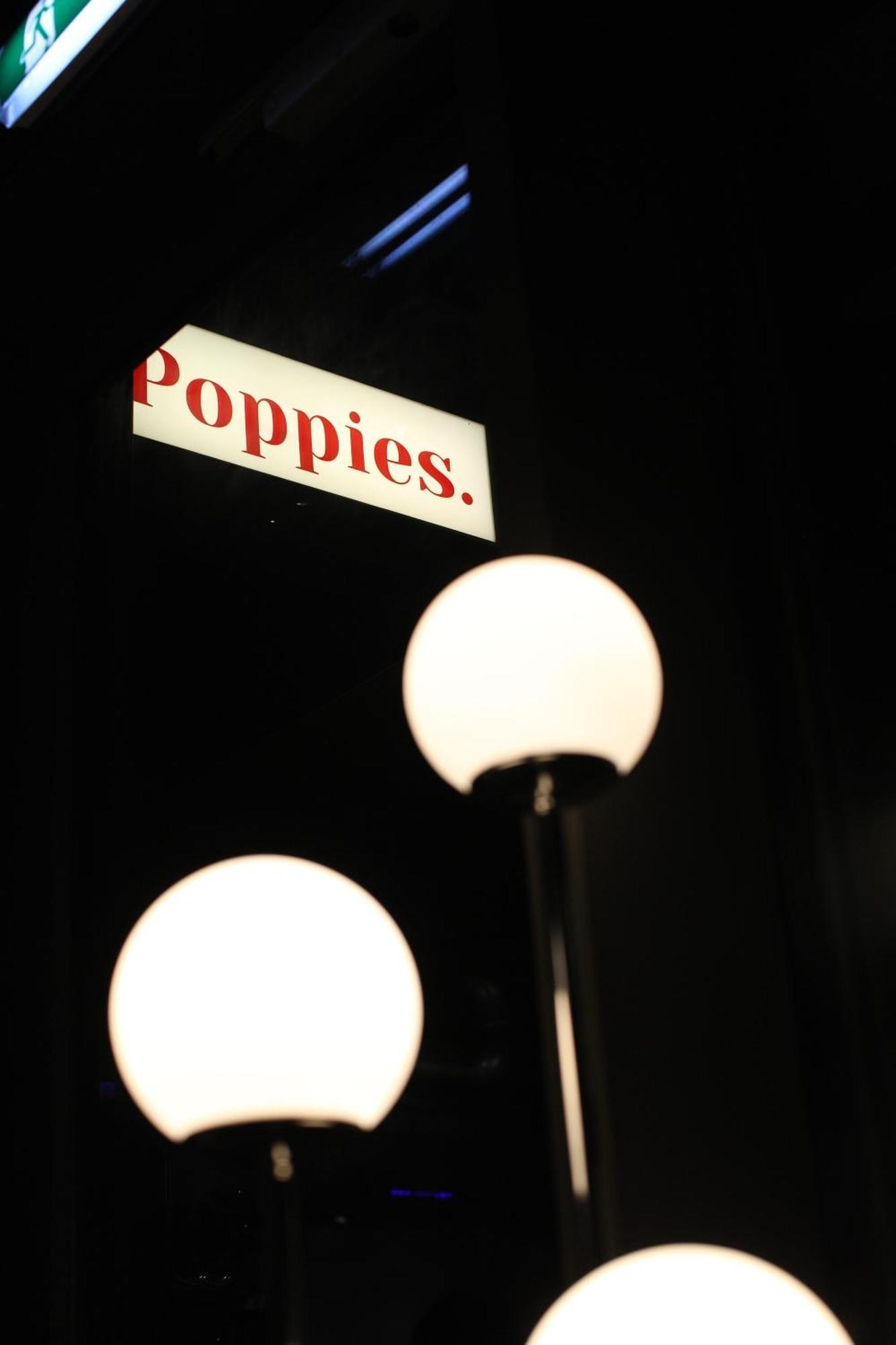 ホテル Poppies アムステルダム エクステリア 写真